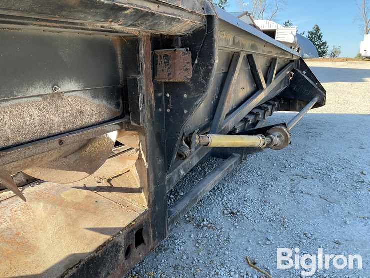 gleaner-1230-image-13