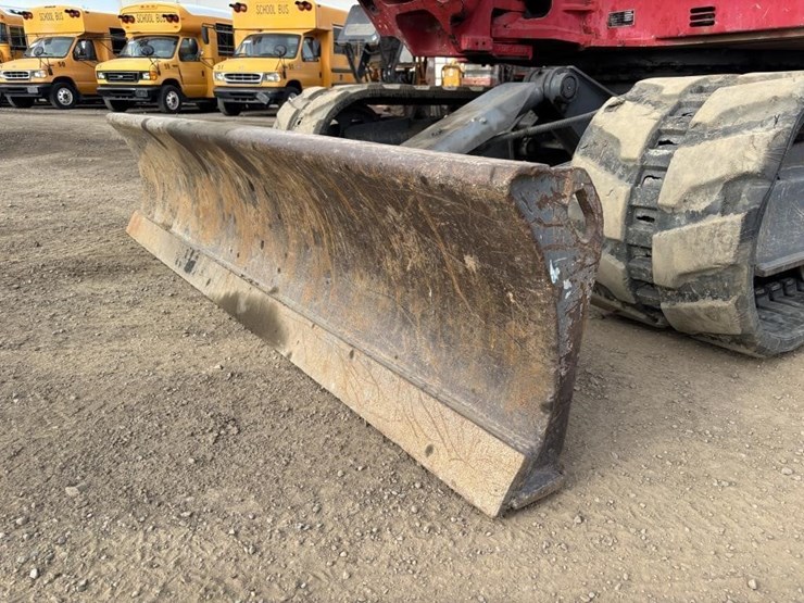 2014-takeuchi-tb290-image-9