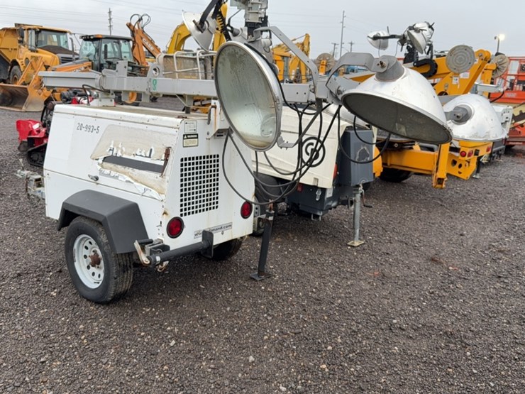 #2061-•-allmand-towable-light-tower-image-6