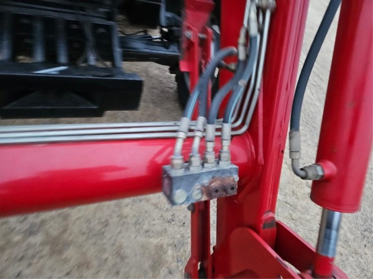 case-ih-mxu100-image-17