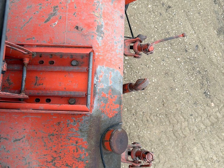 allis-chalmers-190-landhandler-tractor-image-32