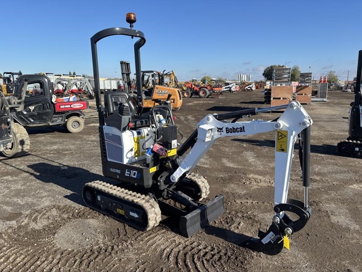 2022-bobcat-e10e-hydraulic-excavator-image-2