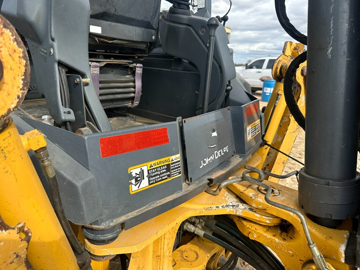 deere-310sj-image-30