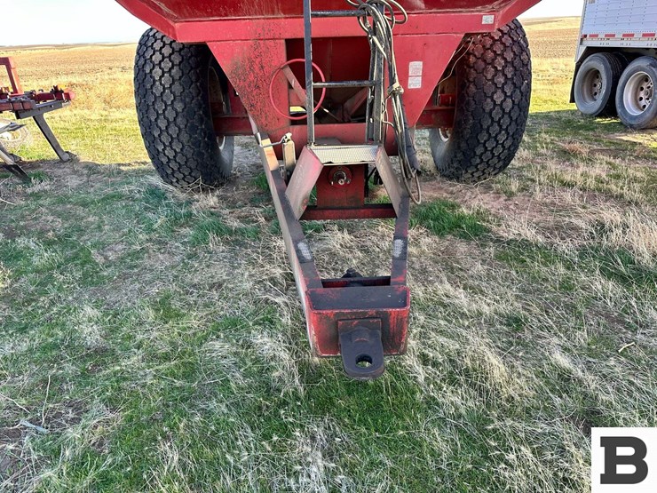 unverferth-7000-image-8