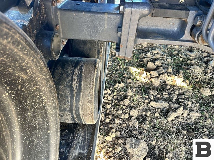 cat-challenger-55-tractor-image-57