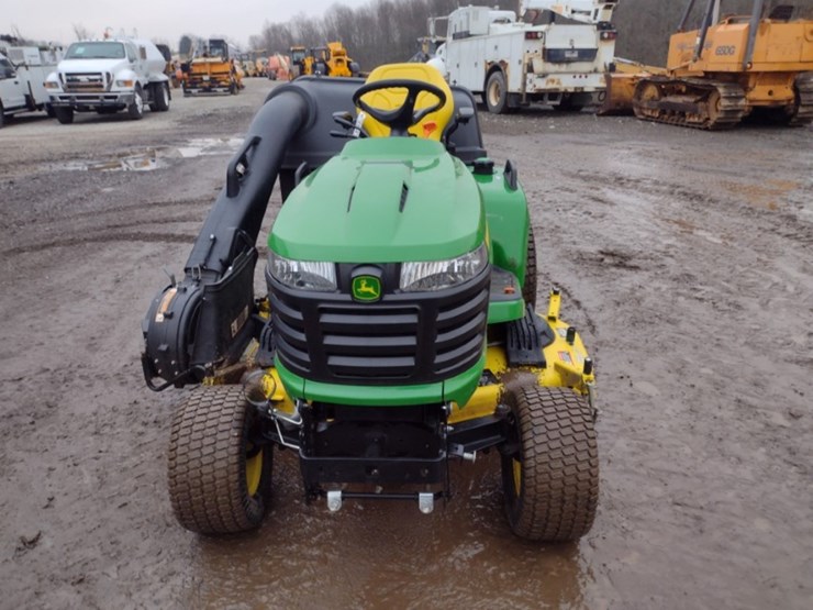 john-deere-x750-image-2