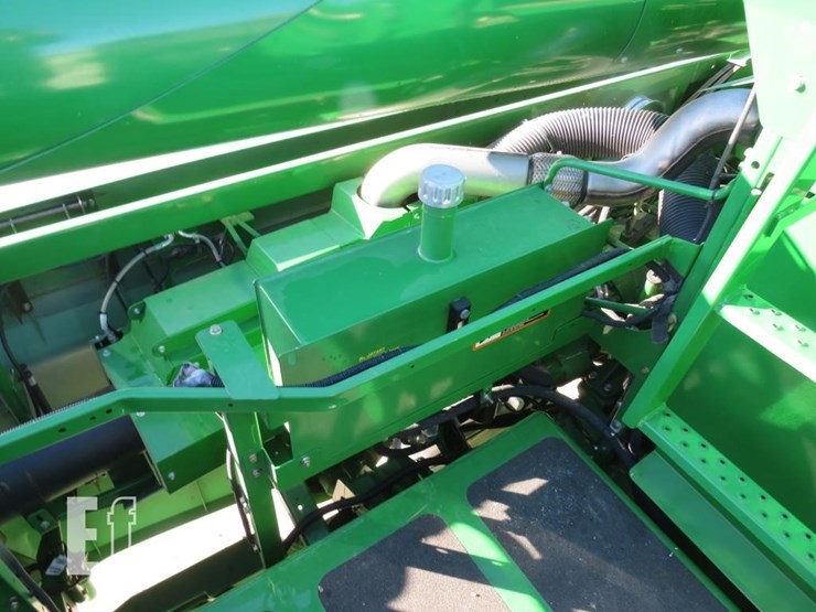 2012-john-deere-s660-image-32
