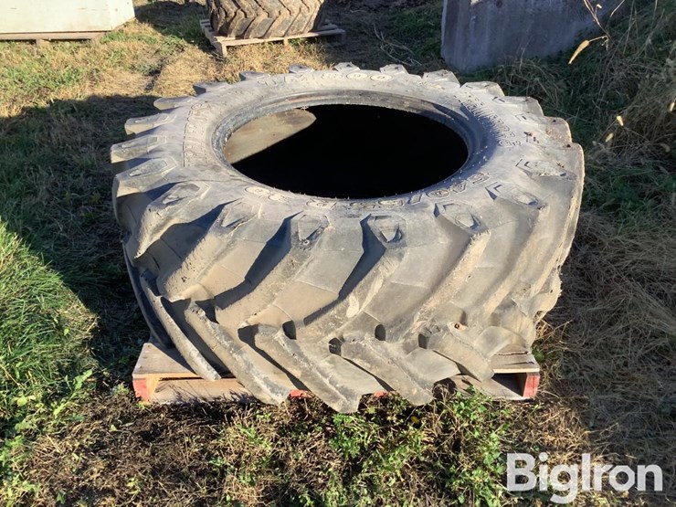 trelleborg-tm800-540/65r30-bar-tire-image-5