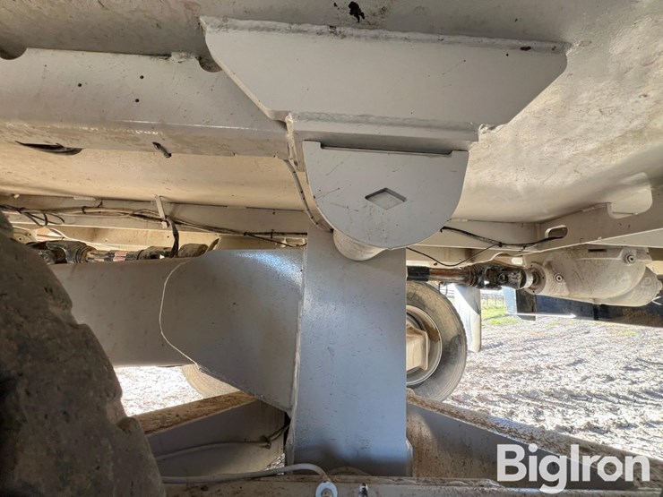 kuhn-knight-vertical-maxx-vtc280-tmr-mixer-wagon-image-12