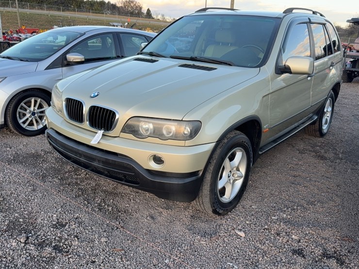 2001-bmw-x5-image-1