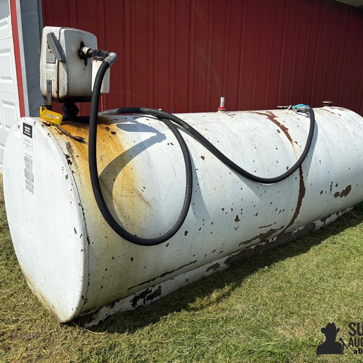 1,000-Gal Fuel Tank W/Electric Pump