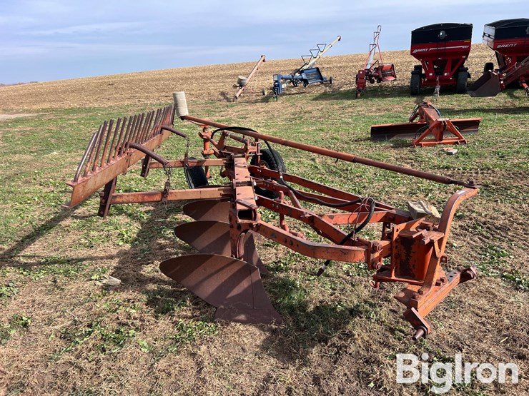 4-bottom-plow-image-16