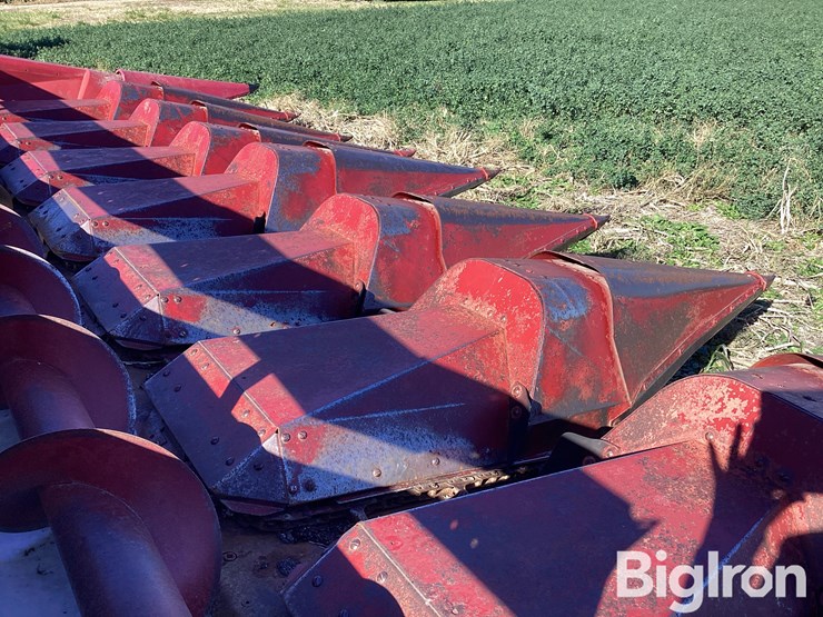 1990-case-ih-1083-image-18