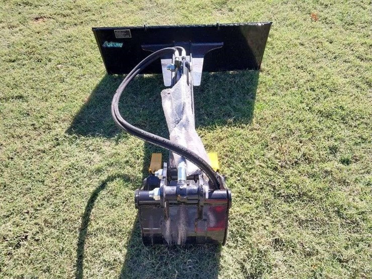 new-future-s/s-qa-hyd-straight-arm-backhoe-image-2