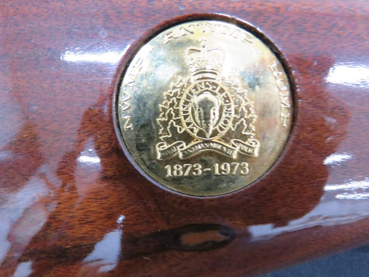 winchester-model-2400-semi-auto-12-gauge-shotgun-image-7