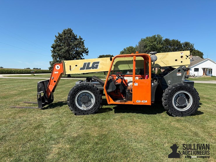 2005-jlg-g9-43a-image-8