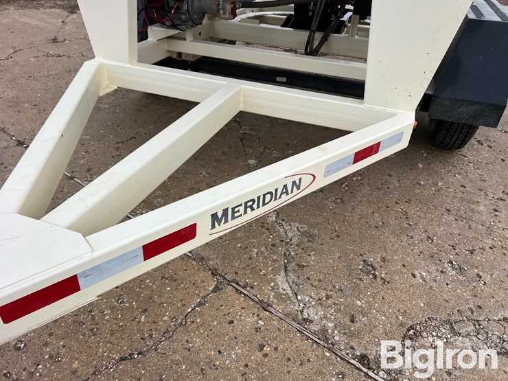 meridian-242rt-image-14