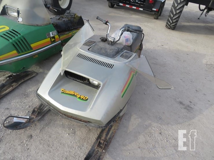 john-deere-440-image-2