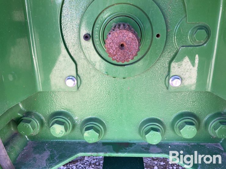 2022-john-deere-7r-210-image-15