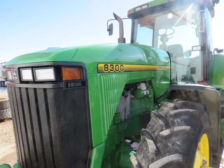 1996-john-deere-8300-image-12