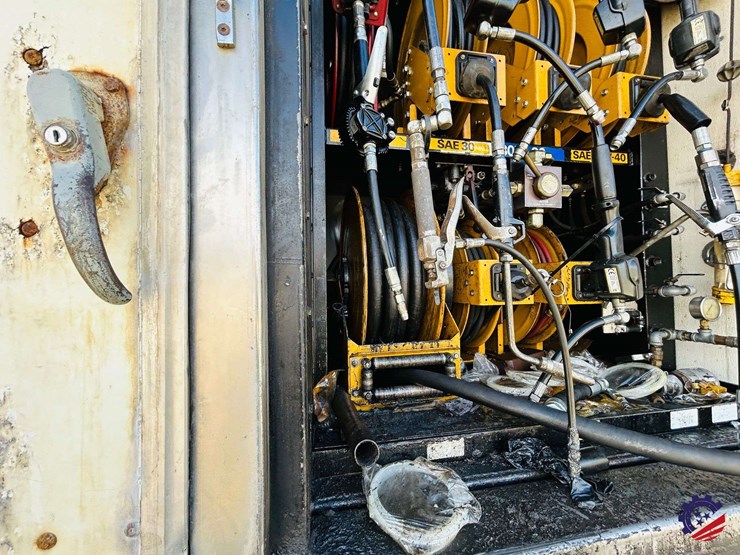 2007-peterbilt-340-image-132