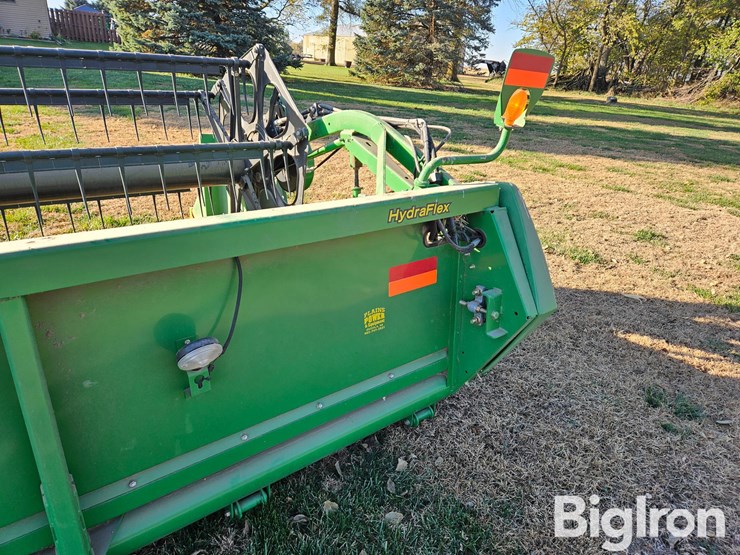 2010-john-deere-625f-image-12