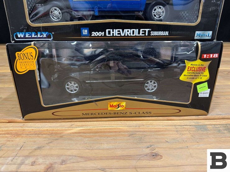 welly-replica-2001-chevrolet-suburban-1:18-scale,-maisto-replica-mercedes-benz-s-class-1:18-scale-image-3