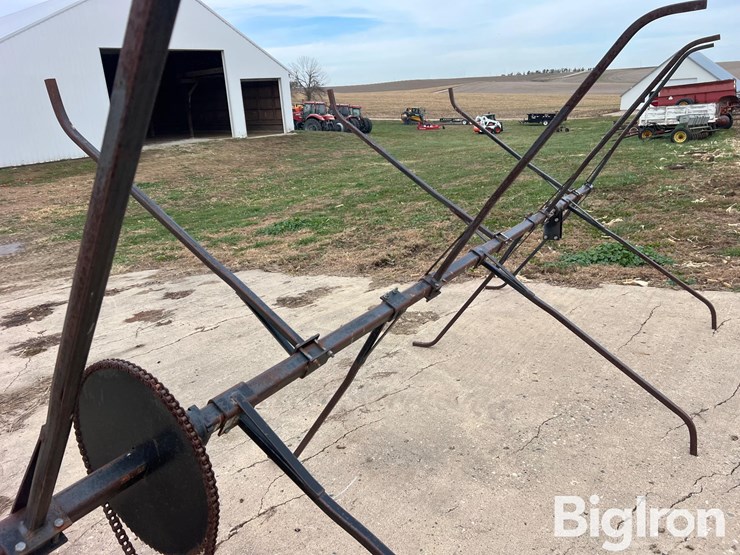 new-holland-98c-image-13