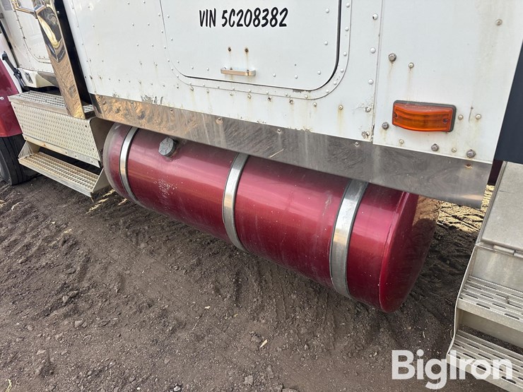 2005-international-9900i-image-18