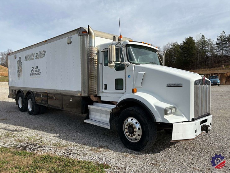 2009-kenworth-t800-image-7