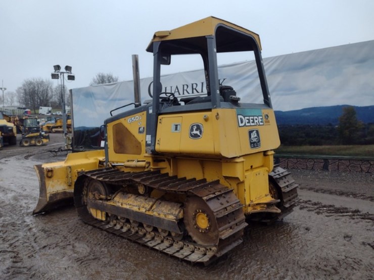 deere-650j-lt-image-44