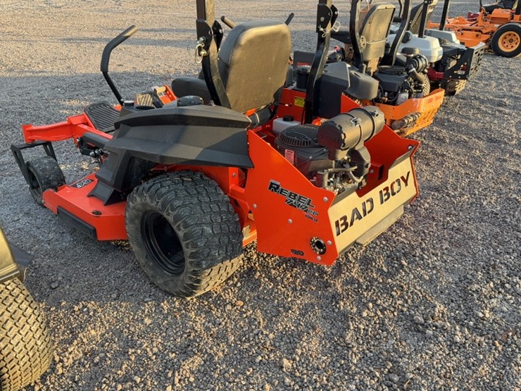 #3090-•-2022-bad-boy-rebel-zero-turn-lawn-mower-image-10