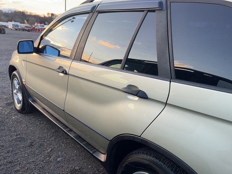 2001-bmw-x5-image-11