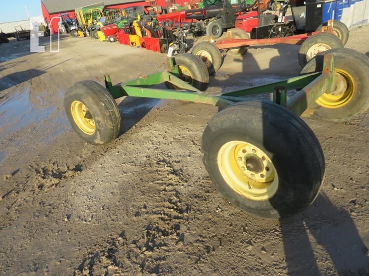 john-deere-1075-image-6