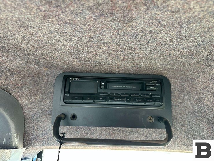 cat-challenger-55-tractor-image-69