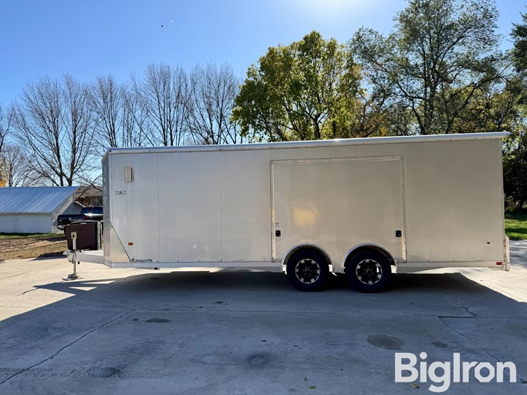 2022-neo-8.5x24-t/a-aluminum-enclosed-trailer-image-8