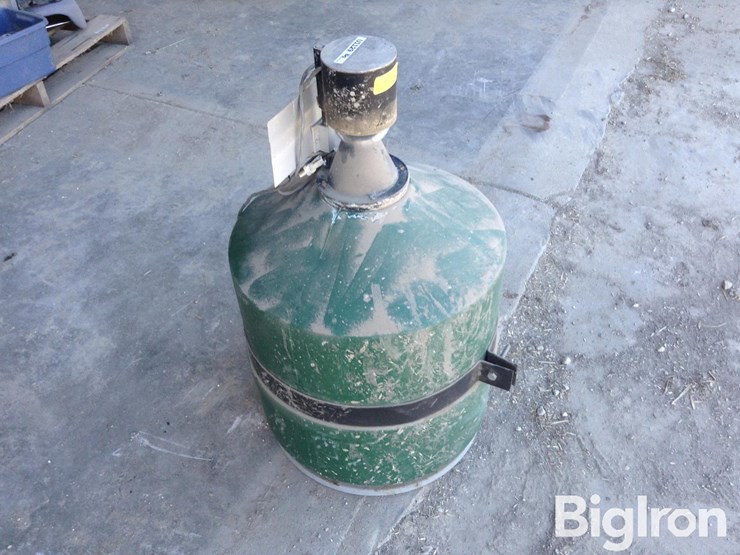 12v-seeder/spreader-image-1