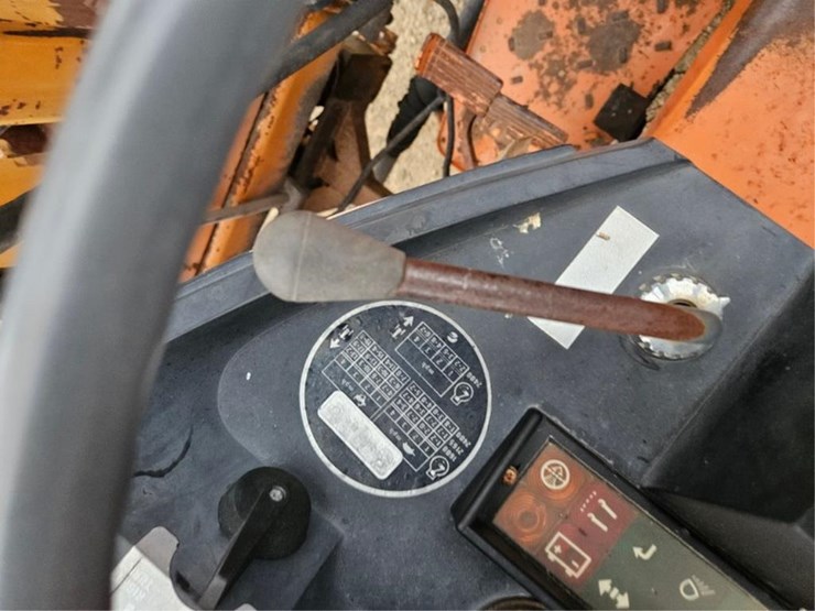 case-ih-885-image-17