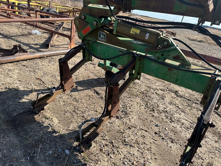 john-deere-845-image-20