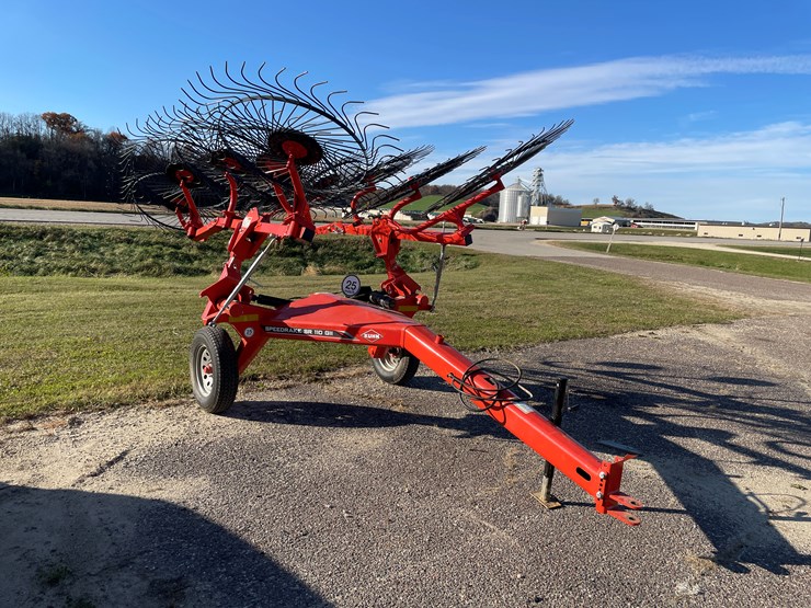 #1463-•-(8)-wheel-kuhn-speedrake-image-3