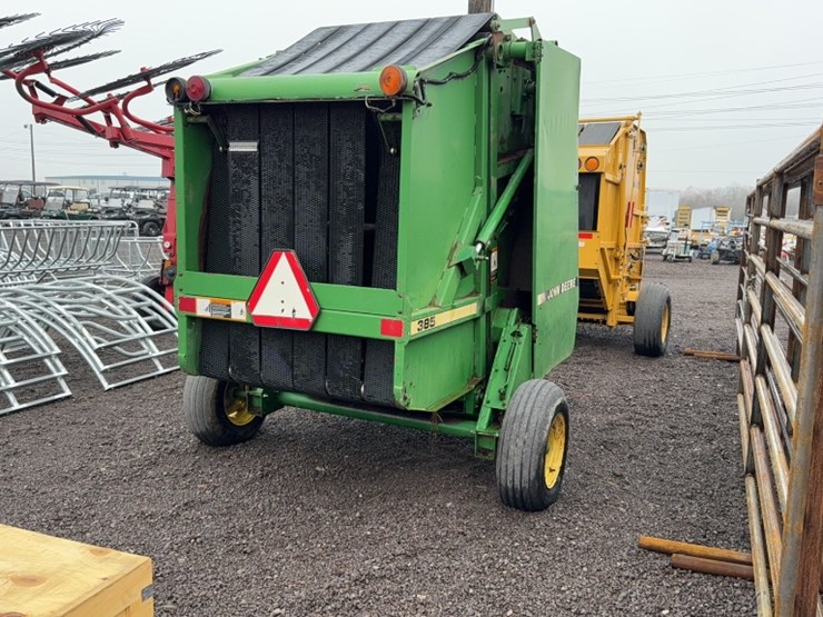 john-deere-385-image-5