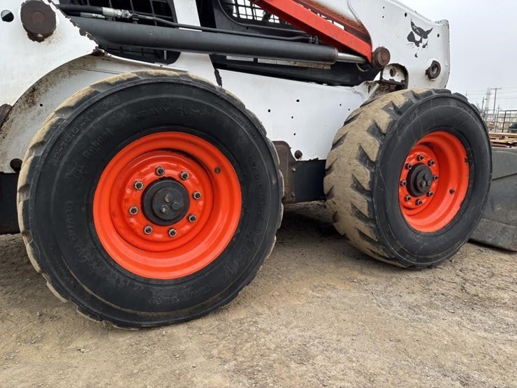 2019-bobcat-s630-image-16