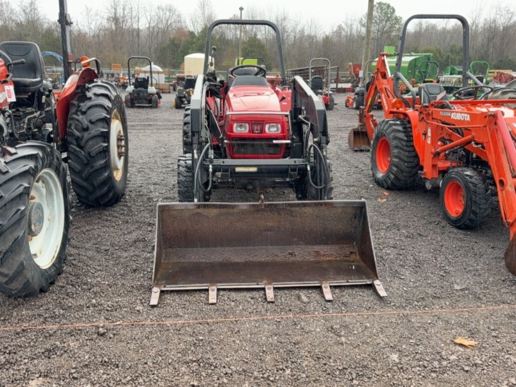 mahindra-2615-image-2