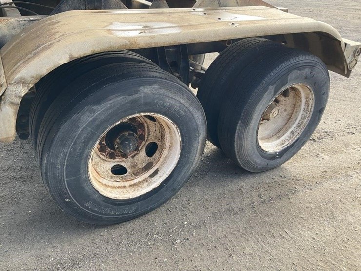 1972-fruehauf-trailer-image-10