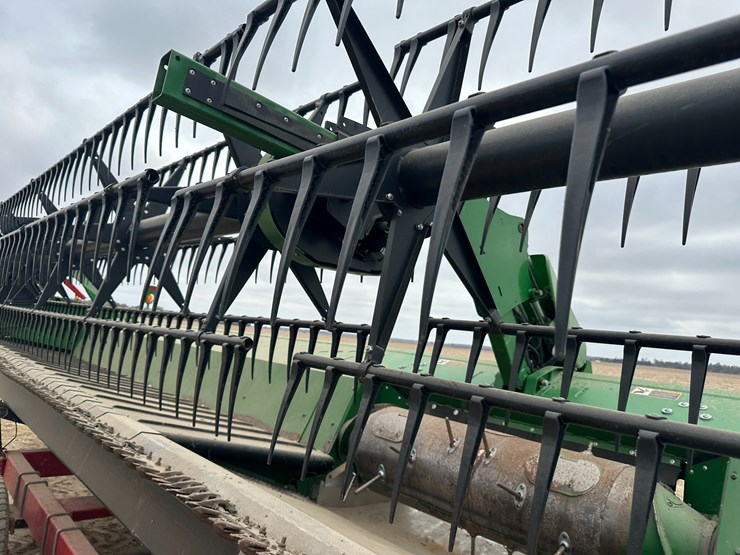 2017-john-deere-640fd-image-35