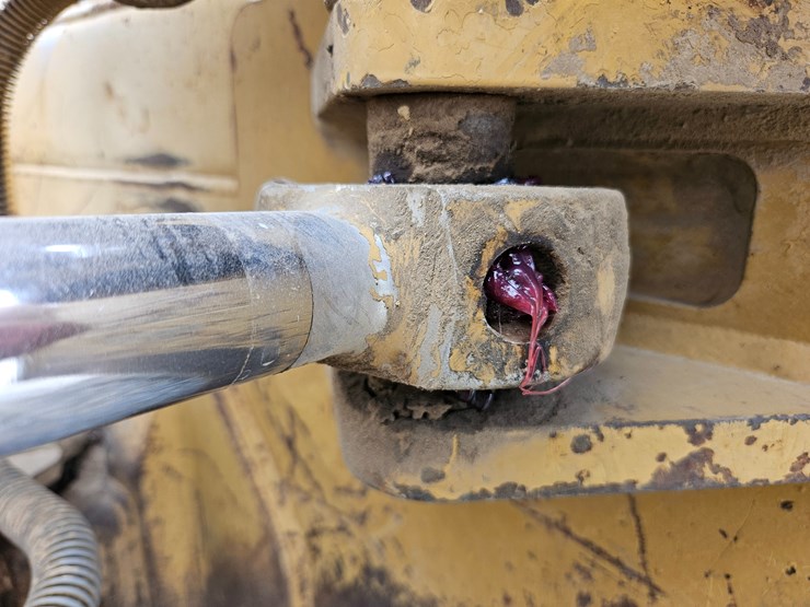 2002-caterpillar-d5g-xl-image-81