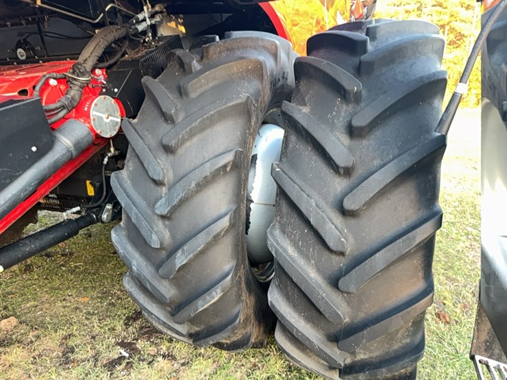 2018-case-ih-8240-image-12