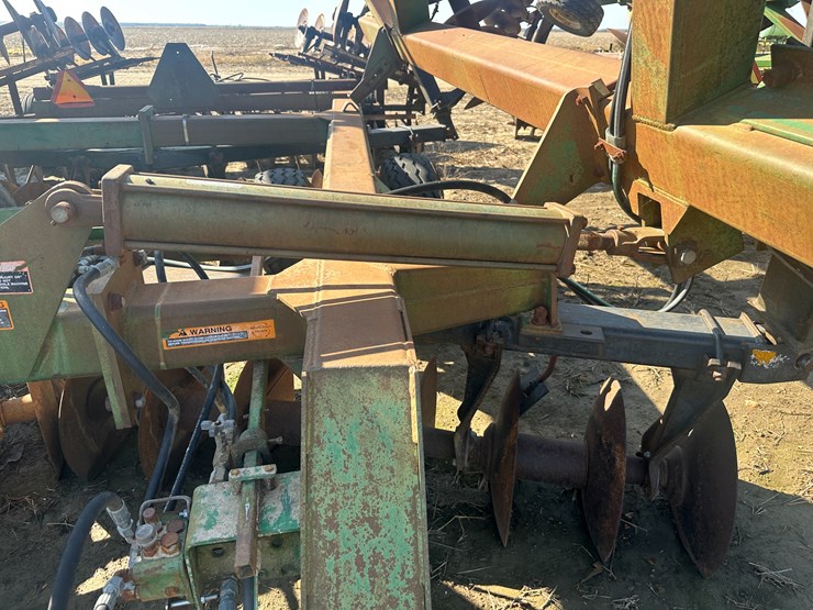 john-deere-30-image-28