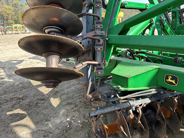 john-deere-2623-image-30