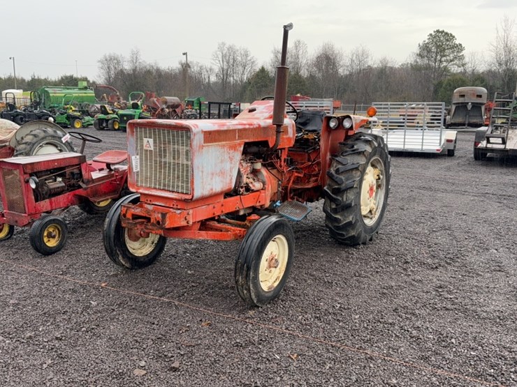 #3059-•-allis-chalmers-tractor-image-1